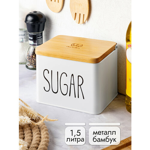 Банка для хранения сыпучих продуктов / соли /специй 1,5 л Elan Gallery SUGAR, 14х11х11 см, белая, с деревянной крышкой