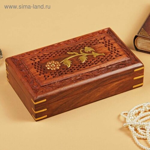 Шкатулка резная 