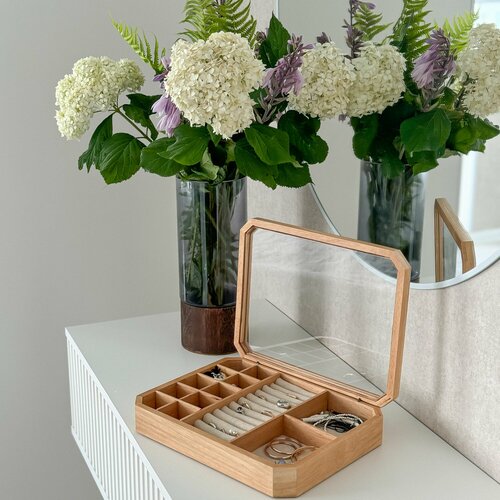 Шкатулка для украшений в стиле Zara HOME из дерева