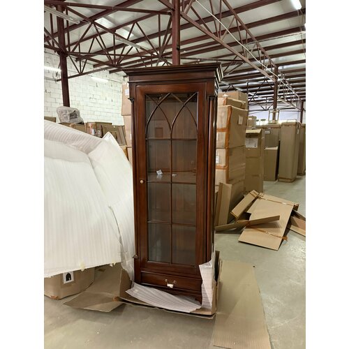 Витрина 1 дверная DOMKORLEONE с полками и ящиком, красное дерево (mahogany wood), цвет орех CMH (темно-коричневый)