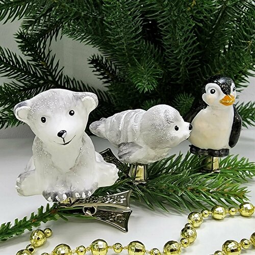 Набор авторских елочных игрушек из стекла Irena-Co Мишка, тюлень и пингвин на прищепке