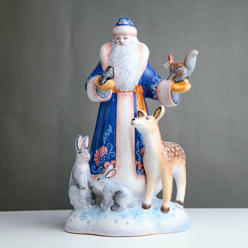 Скульптура (фигурка) "Дед Мороз со зверьми". Ярославская Майолика