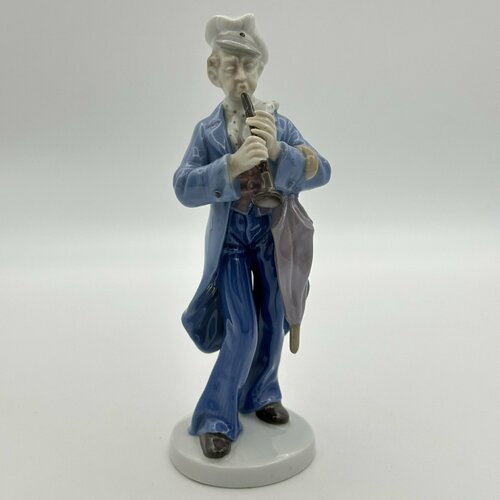 Статуэтка "Мужчина, играющий на флейте", фарфор, роспись, Carl Scheidig, Gräfenthal