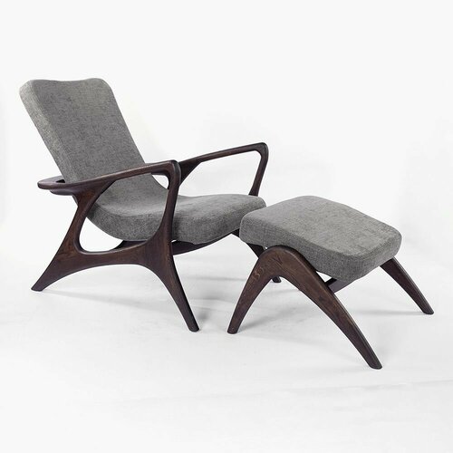 Кресло Хорсес с подставкой для ног темно-серая ткань, дуб, тон американский орех нью для дома/для гостиной/для столовой/для кафе/кухонный стул/стул кухонный